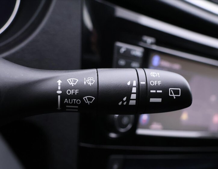 Nissan X-Trail SUV / Terénní 1,6 l 96 kw