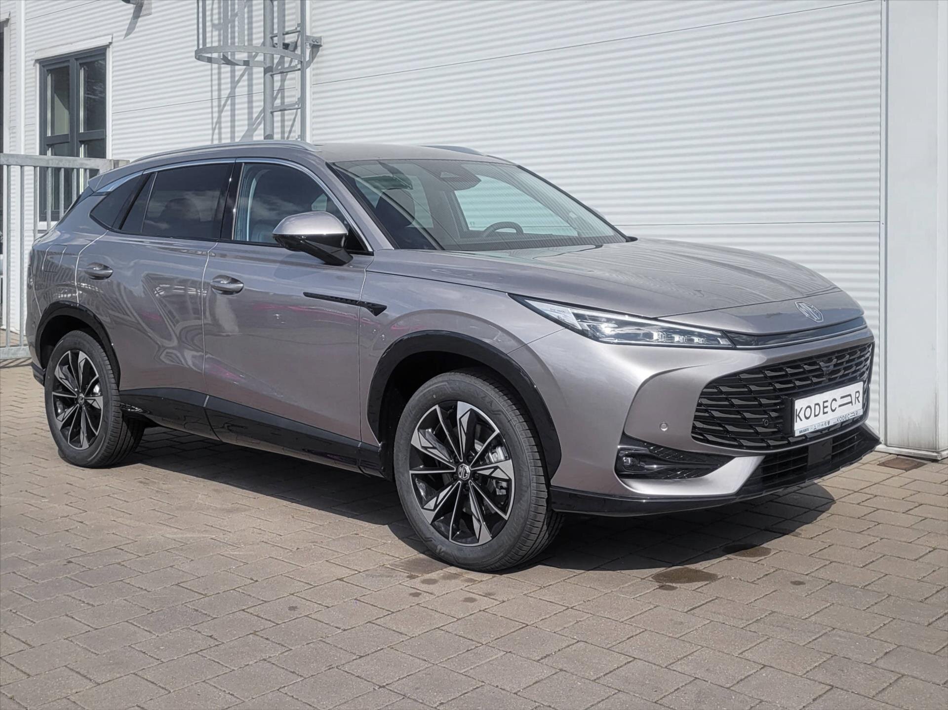 MG HS SUV / Terénní 1,5 l 105 kw