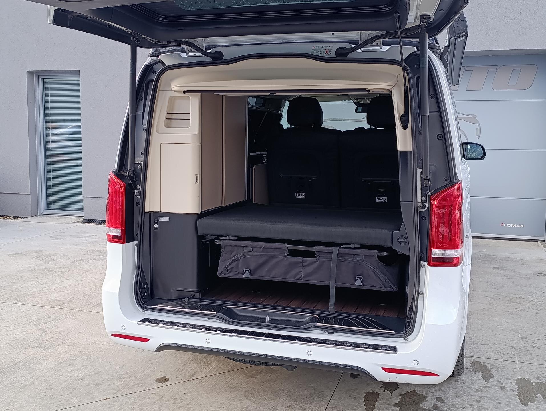 Mercedes-Benz Třídy V Kombi 2,1 l 140 kw