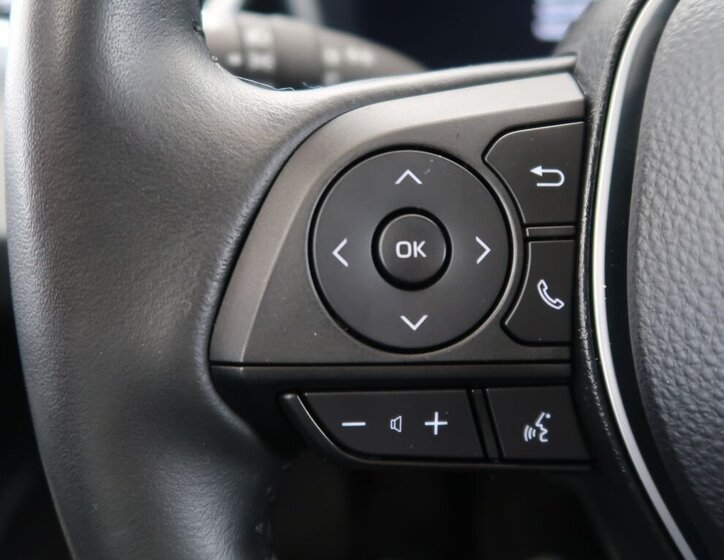 Toyota Corolla Sedan / Limuzína 1,8 l 72 kw