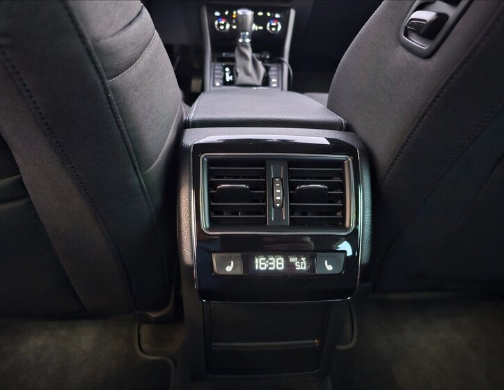 Škoda Superb Kombi 2,0 l 110 kw