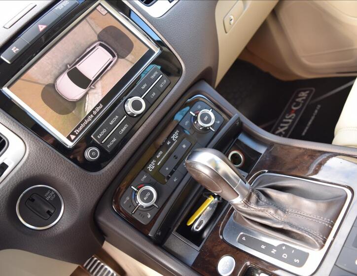 Volkswagen Touareg 48