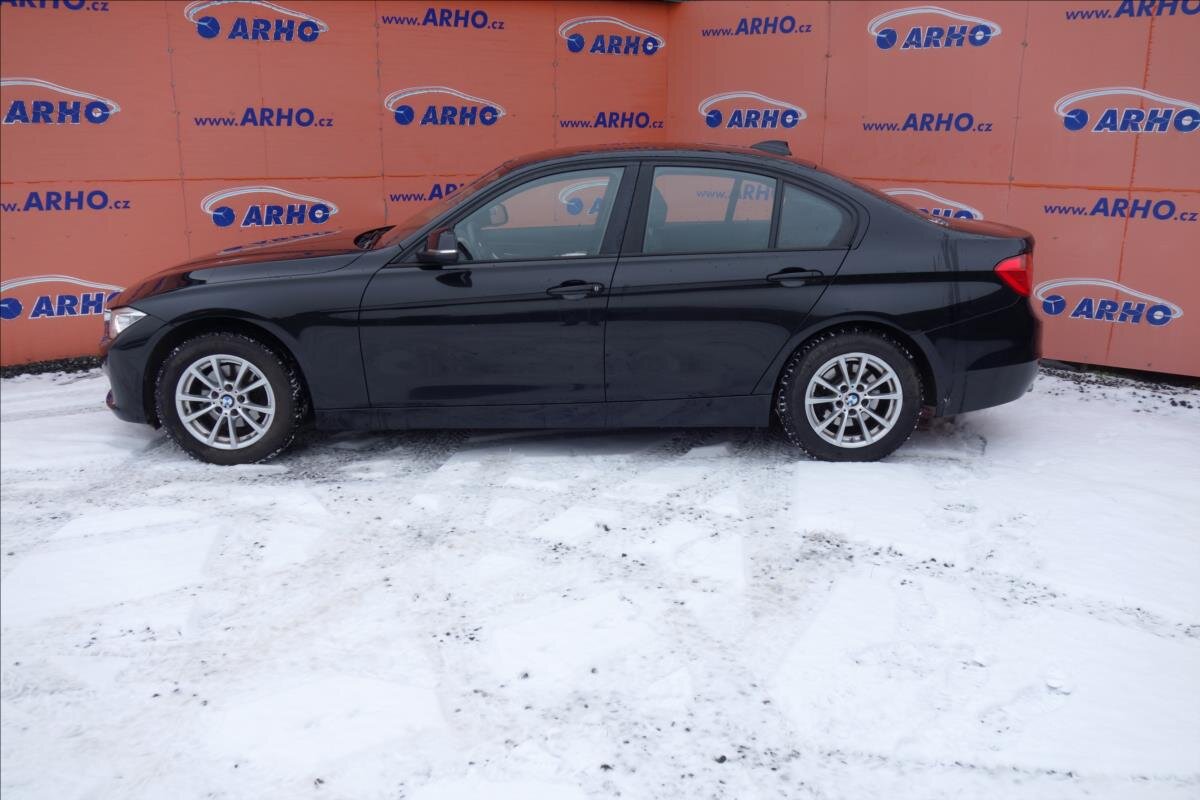 BMW Řada 3 Sedan 2,0 l 105 kw