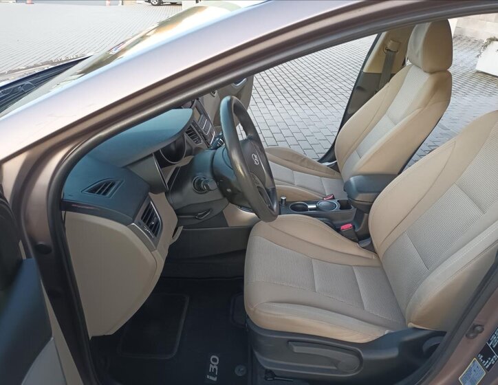 Hyundai i30 Hatchback 1,6 l 88 kw