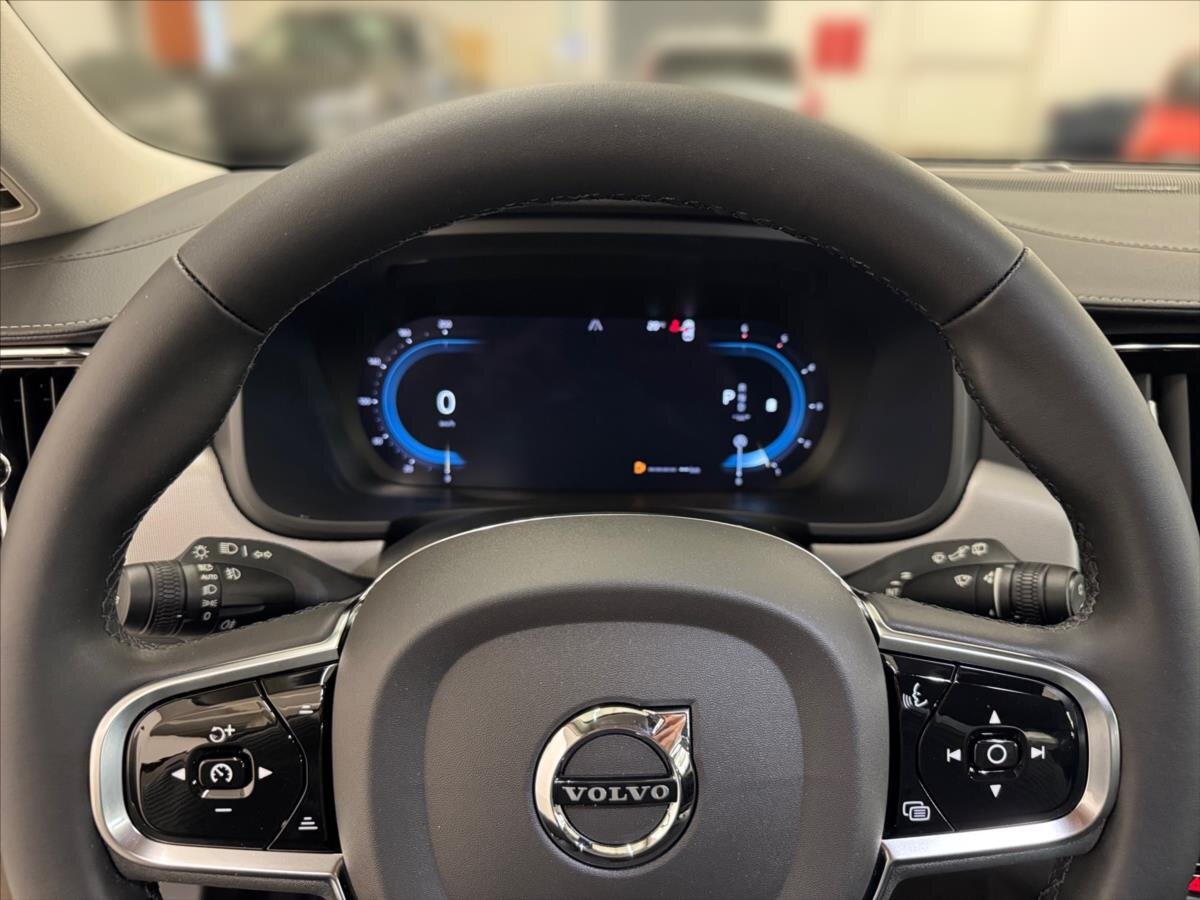 Volvo V90 Kombi 2,0 l 145 kw