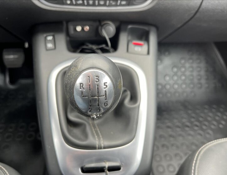 Renault Scénic Kombi 2,0 l 118 kw