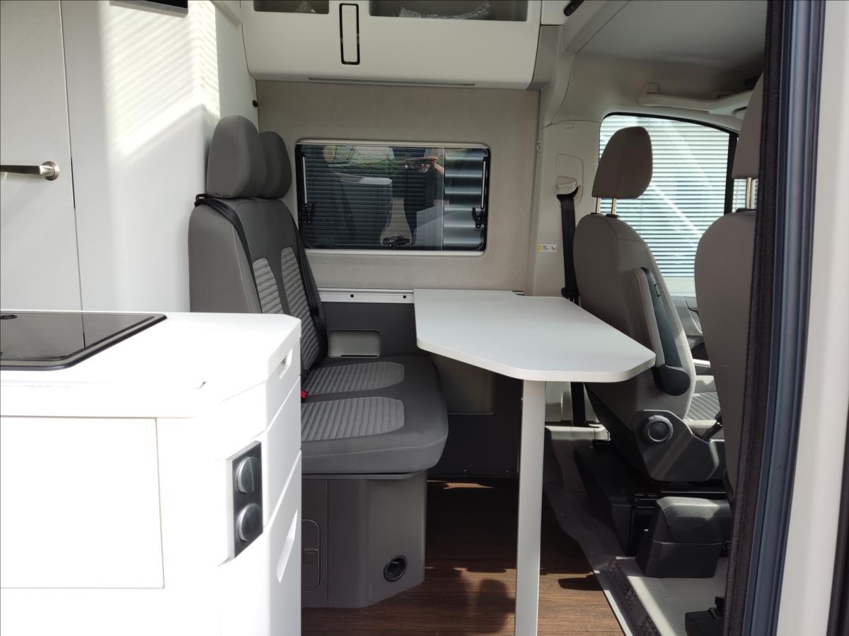 Volkswagen Grand California