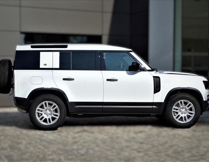 Land Rover Defender SUV / Terénní 3,0 l 147 kw