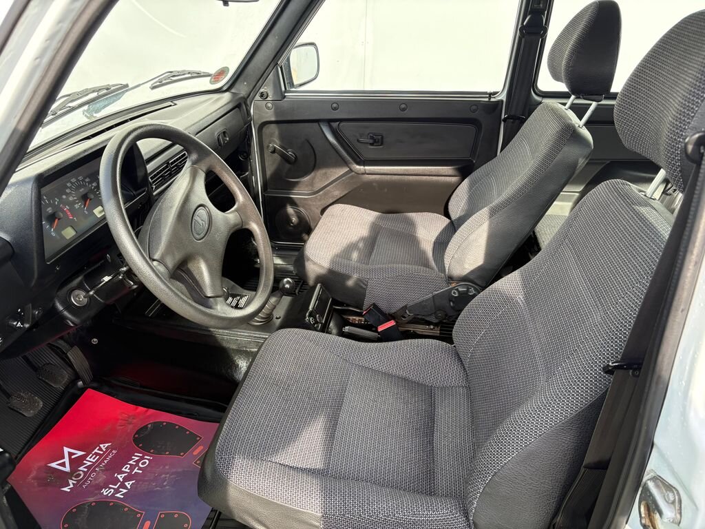 Lada Niva SUV 1,7 l 61 kw