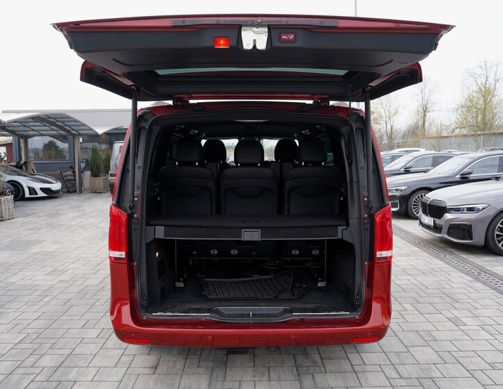 Mercedes-Benz Třídy V MPV 2,0 l 176 kw