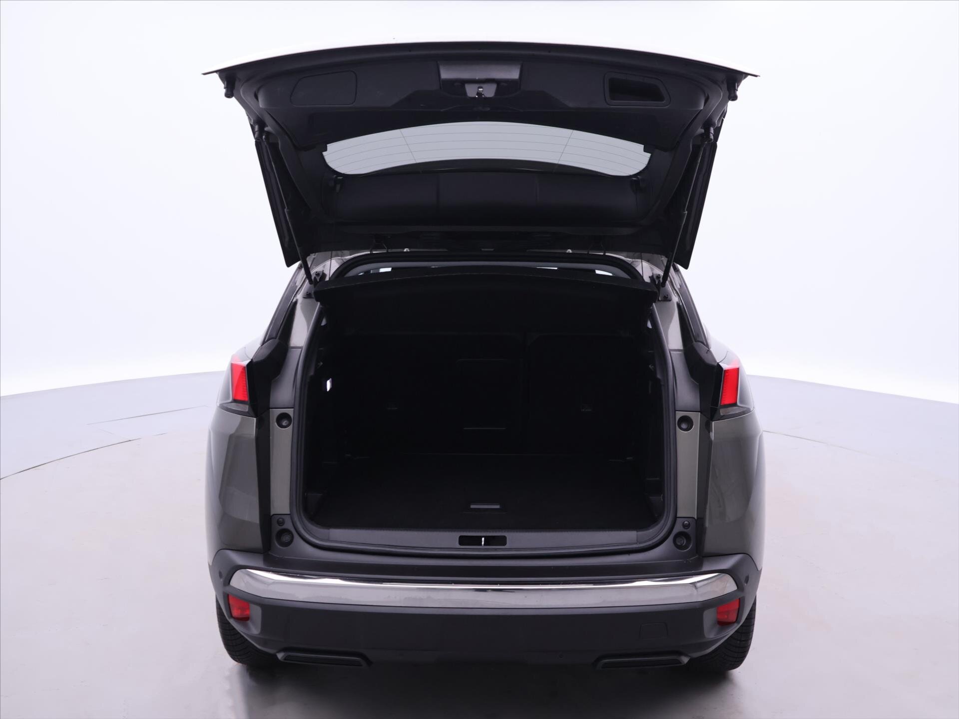 Peugeot 3008 SUV / Terénní 1,2 l 96 kw