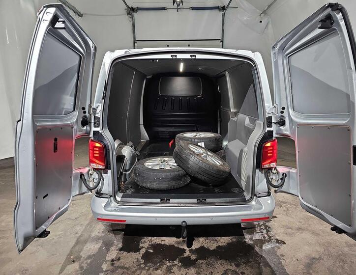 Volkswagen Transporter 11