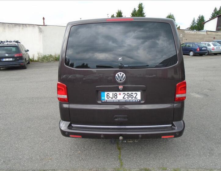 Volkswagen Multivan 5