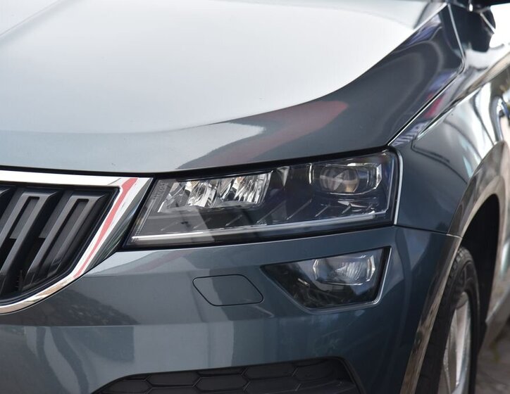 Škoda Karoq SUV 1,5 l 110 kw