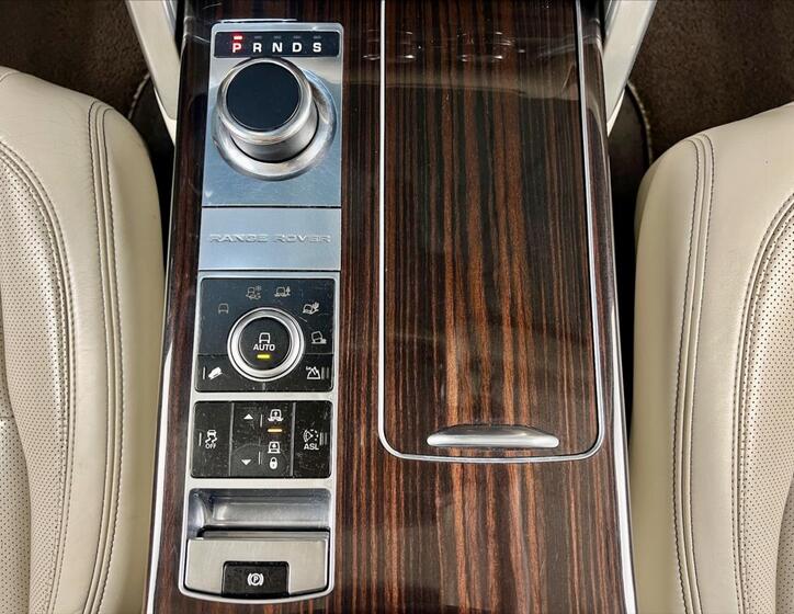 Land Rover Range Rover 23