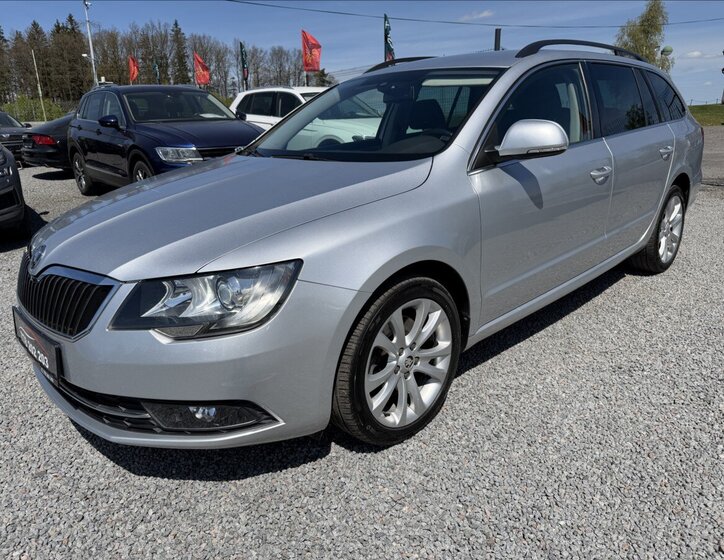 Škoda Superb Kombi 2,0 l 103 kw