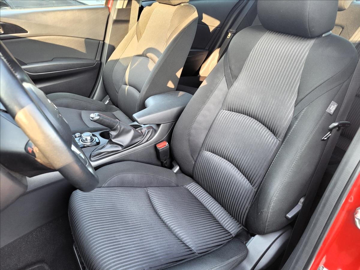 Mazda 3 Sedan / Limuzína 2,0 l 88 kw