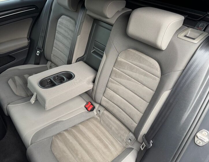 Volkswagen Golf Kombi 2,0 l 110 kw