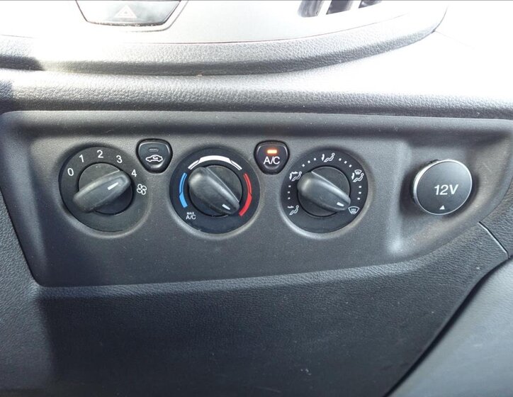 Ford Transit Ostatní 2,2 l 74 kw