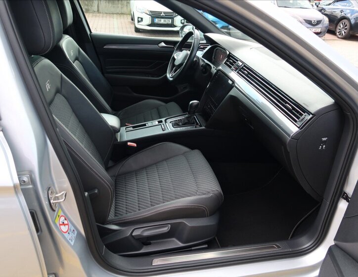 Volkswagen Passat Kombi 2,0 l 147 kw