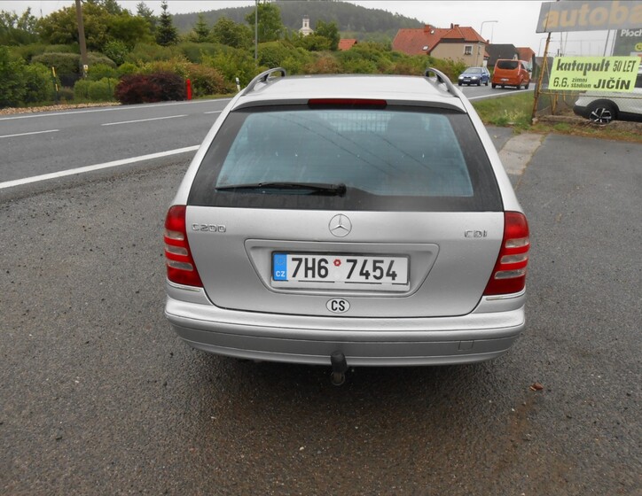 Mercedes-Benz Třídy C 9