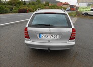 Mercedes-Benz Třídy C 9
