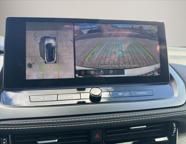 Nissan Qashqai SUV / Terénní 1,3 l 116 kw