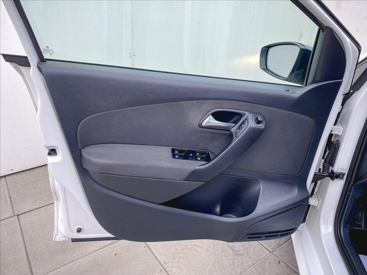 Volkswagen Polo Hatchback 1,6 l 60 kw