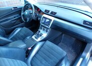 Volkswagen Passat Sedan / Limuzína 2,0 l 103 kw