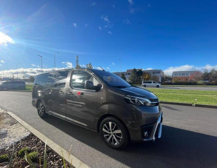 Toyota ProAce Verso 8