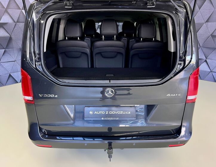 Mercedes-Benz Třídy V 28