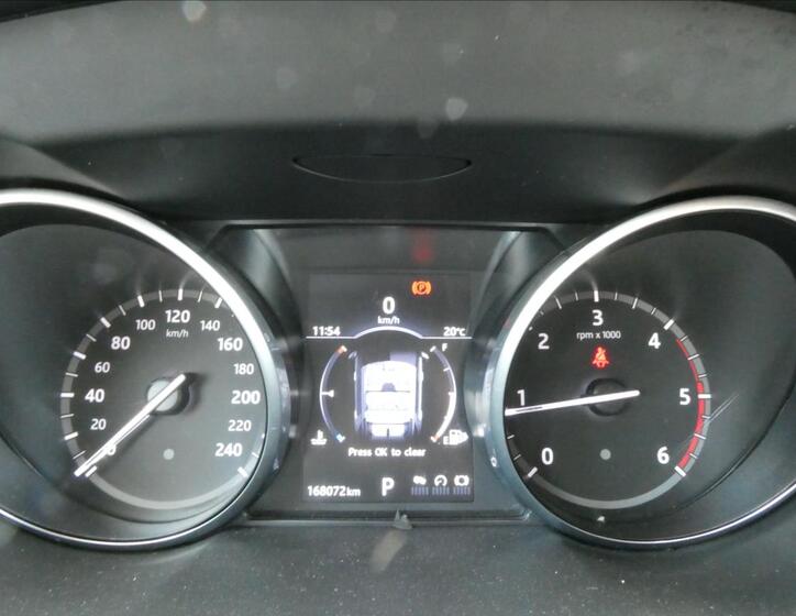 Land Rover Discovery Sport 24