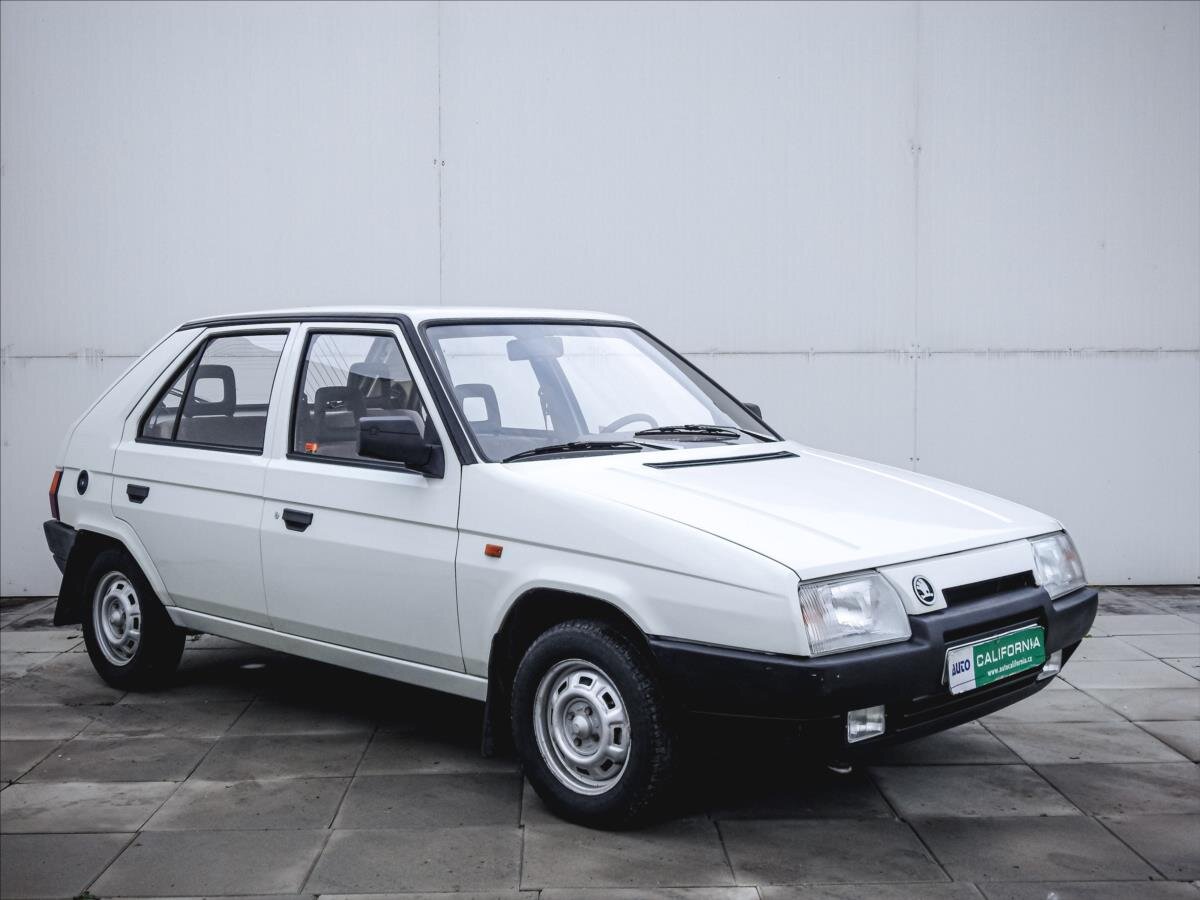 Škoda Favorit Hatchback 1,3 l 46 kw