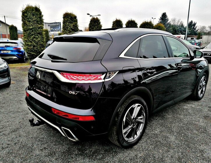 DS Automobiles DS7 Crossback 5