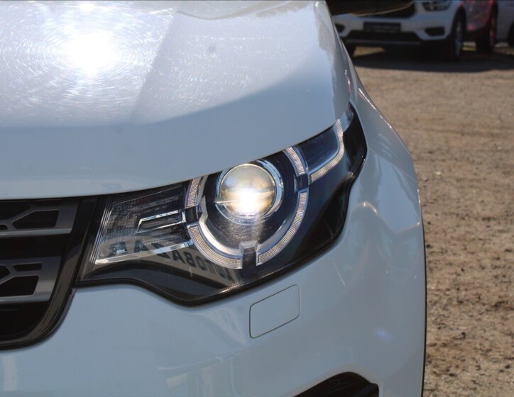 Land Rover Discovery Sport SUV / Terénní 2,0 l 110 kw