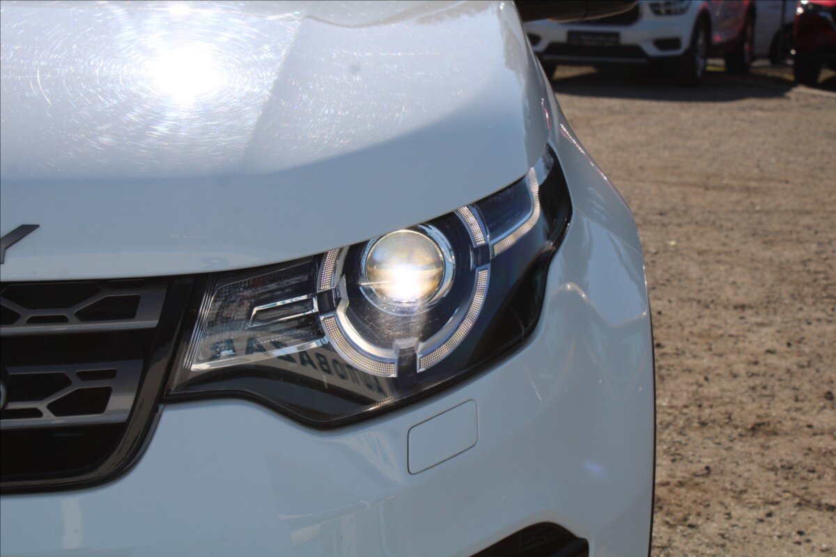 Land Rover Discovery Sport SUV / Terénní 2,0 l 110 kw