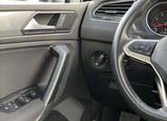 Volkswagen Tiguan 13