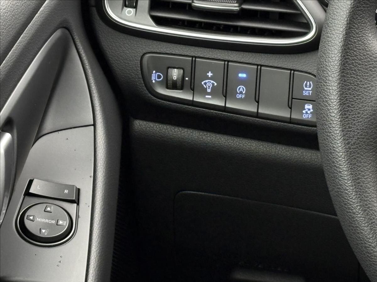 Hyundai i30 Hatchback 1,5 l 80 kw