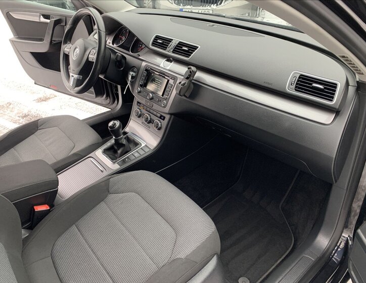 Volkswagen Passat Kombi 2,0 l 103 kw