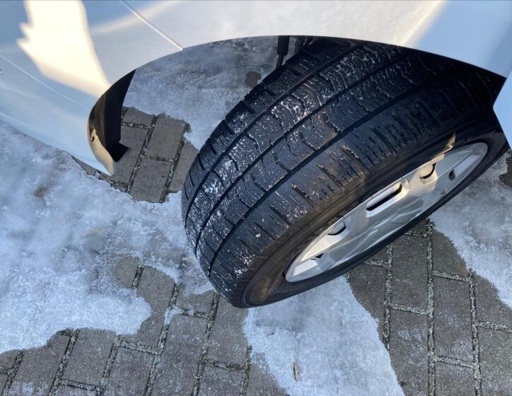 Ford Transit Custom Kombi 2,0 l 96 kw