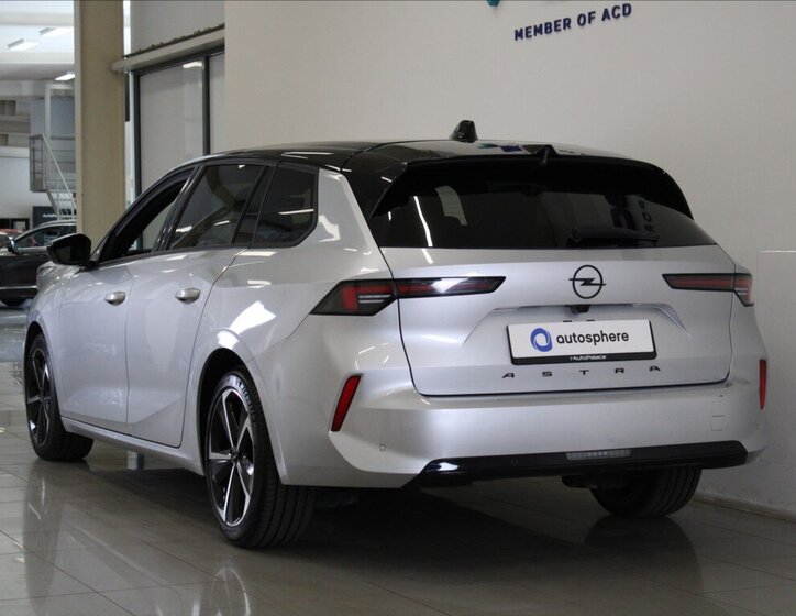 Opel Astra Kombi 1,2 l 96 kw