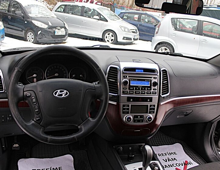 Hyundai Santa Fe 26