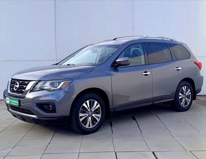 Nissan Pathfinder SUV / Terénní 3,5 l 212 kw