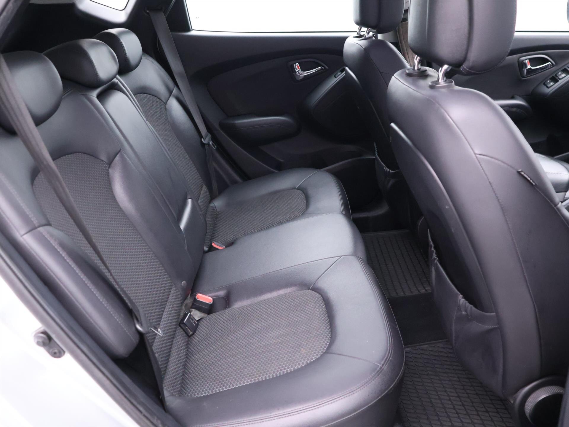 Hyundai ix35 SUV 1,6 l 99 kw