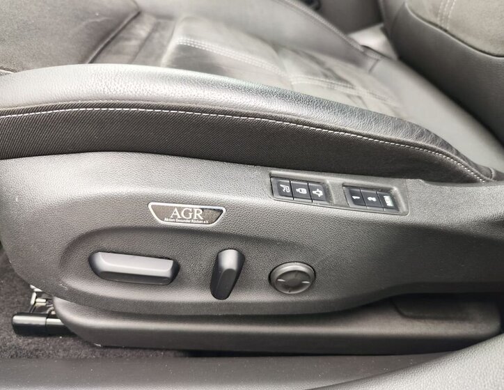 Opel Insignia Kombi 2,0 l 128 kw