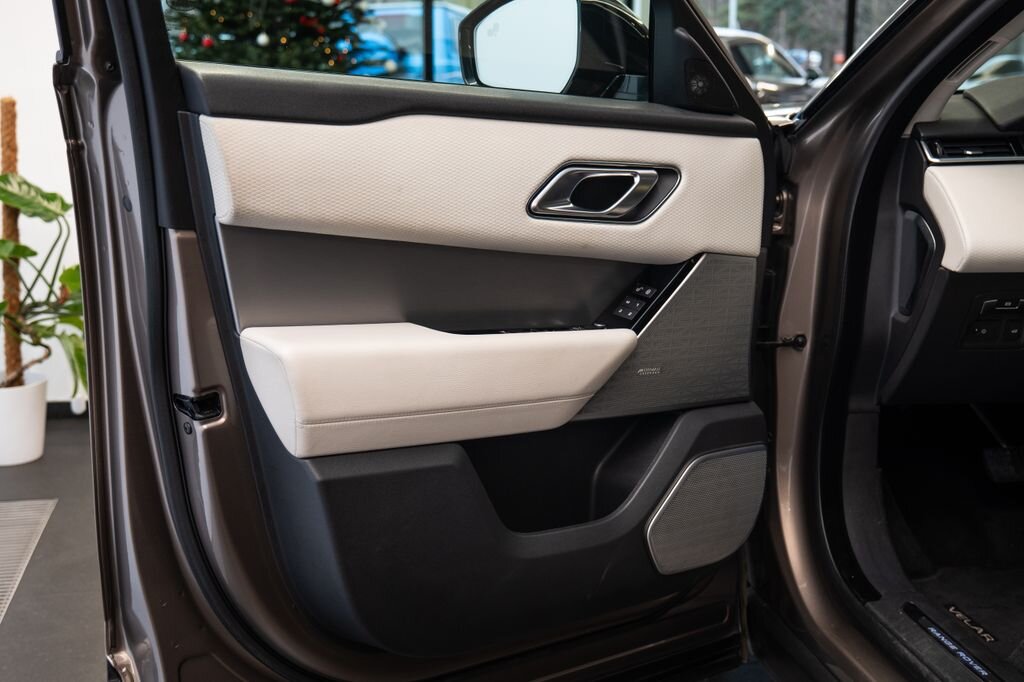 Land Rover Range Rover Velar SUV 3,0 l 221 kw