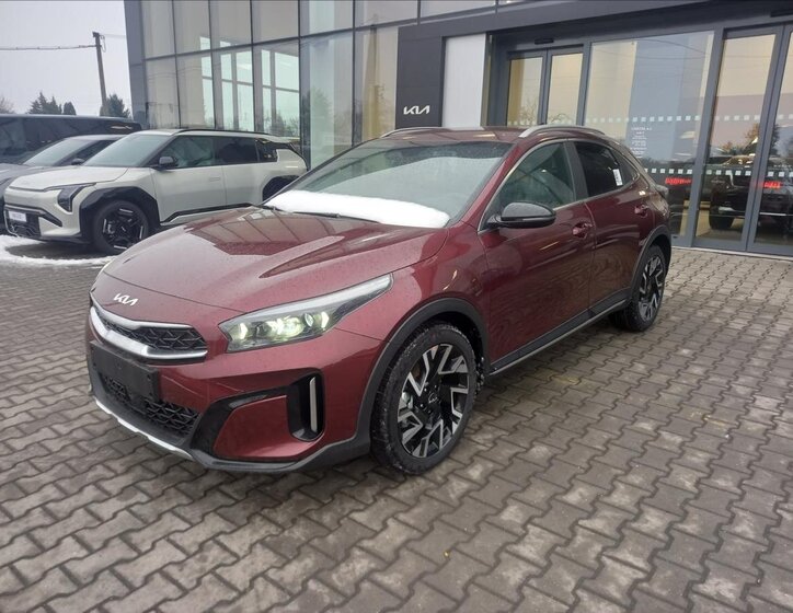 KIA XCeed SUV / Terénní 1,6 l 110 kw