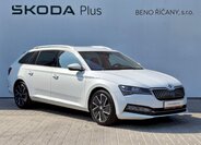 Škoda Superb 11