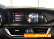 Alfa Romeo Stelvio 40