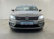 Volkswagen Passat Sedan / Limuzína 2,0 l 130 kw